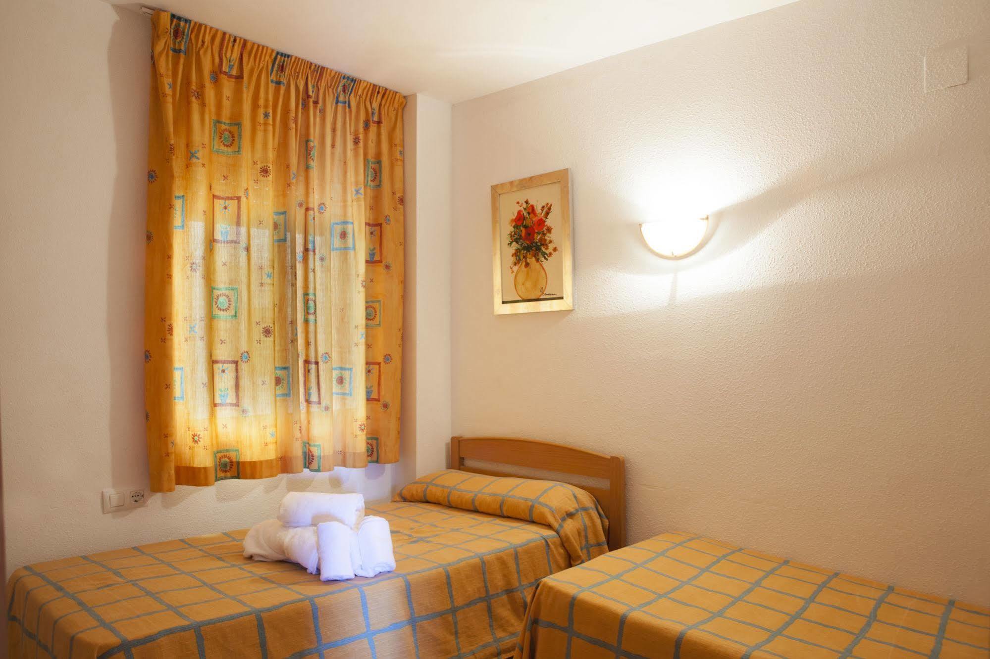 Ibersol Siesta Dorada Apartment Salou Ngoại thất bức ảnh